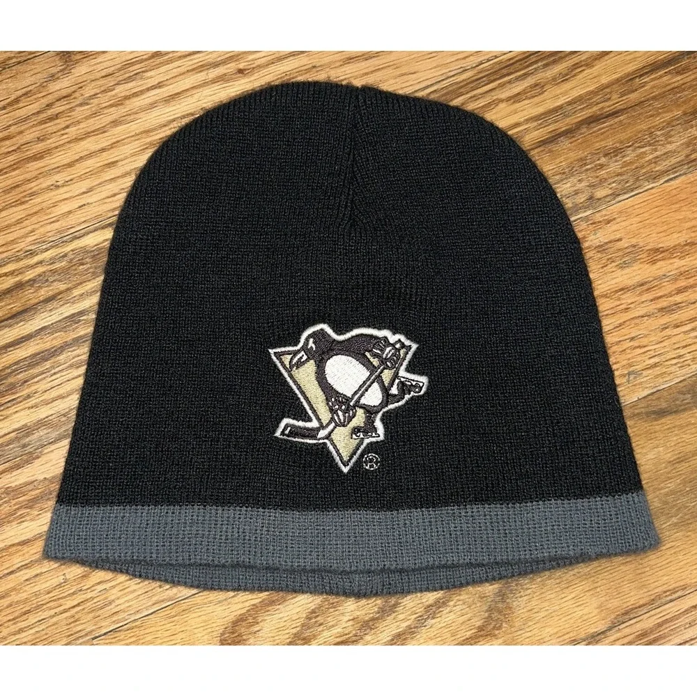 Pittsburgh Penguins Winter Hat Beanie Hat Seven Springs Resort Hockey Fan‎ Rare